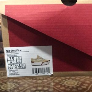 BRAND NEW TAN AND BROWN PLATFORM VANS SNEAKERS SIZE 8 1/2